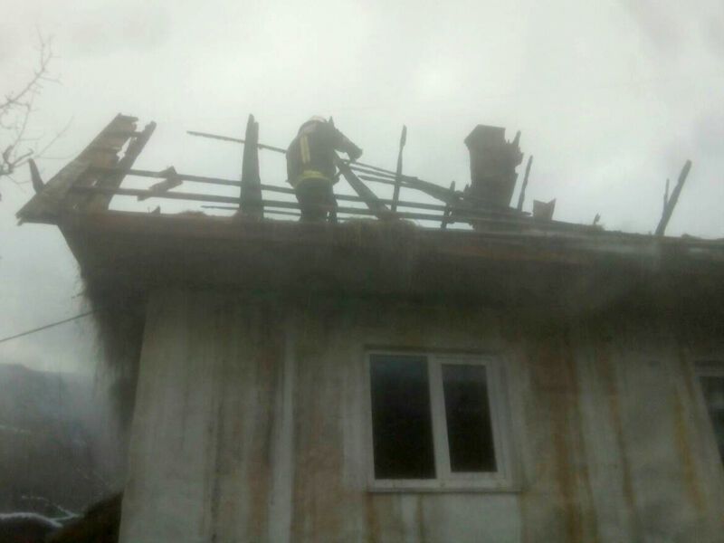 Закарпатська область: на Великоберезнянщині рятувальники ліквідували пожежу в будинку