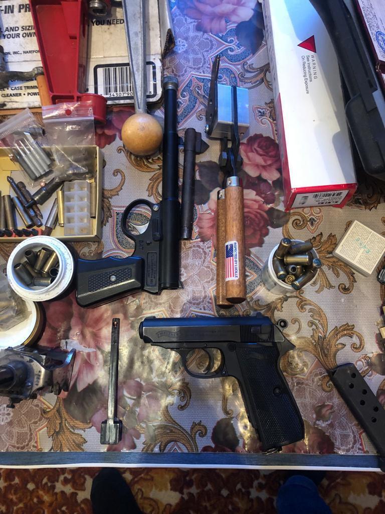 Запорізького посадовця Державної служби надзвичайних ситуацій викрили на продажі вогнепальної зброї (ФОТО)