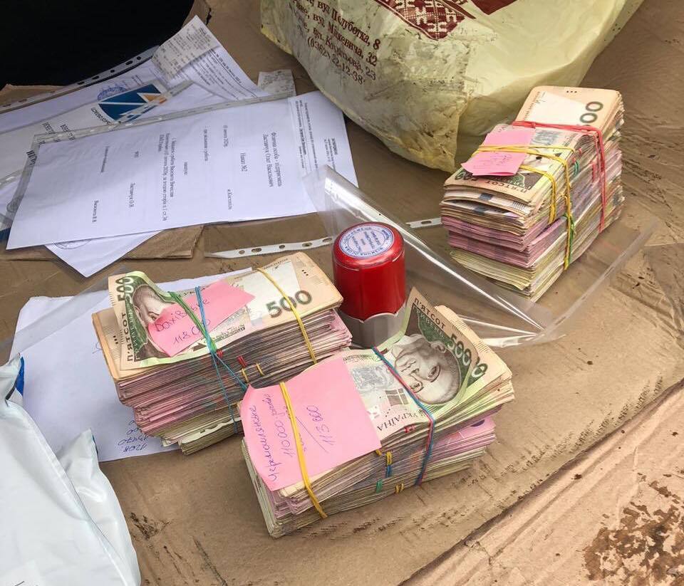 На Волині викрито організовану злочинну групу у лісовій сфері, яка заволоділа 2 млн грн коштів державного підприємства (ФОТО)