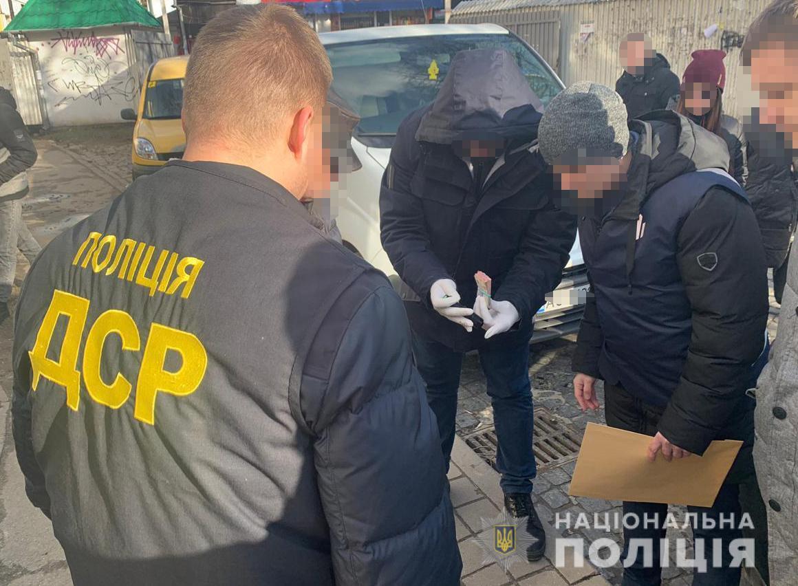 Поліція Львівщини викрила посадовцівДержпродспоживслужби в організації корупційної схеми
