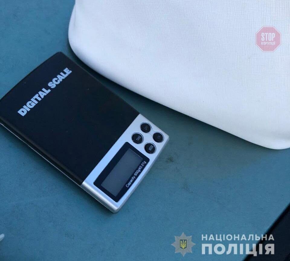Банда наркоділків продавала метадон на Харківщині (фото, відео)
