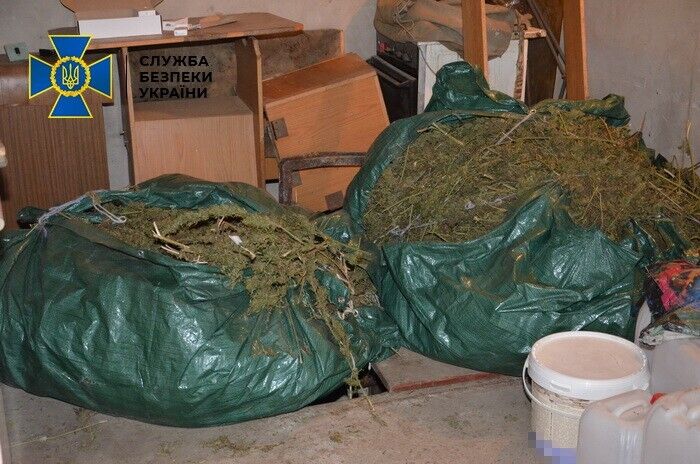 СБУ ліквідувала на Івано-Франківщині потужну нарколабораторію та затримала її організатора