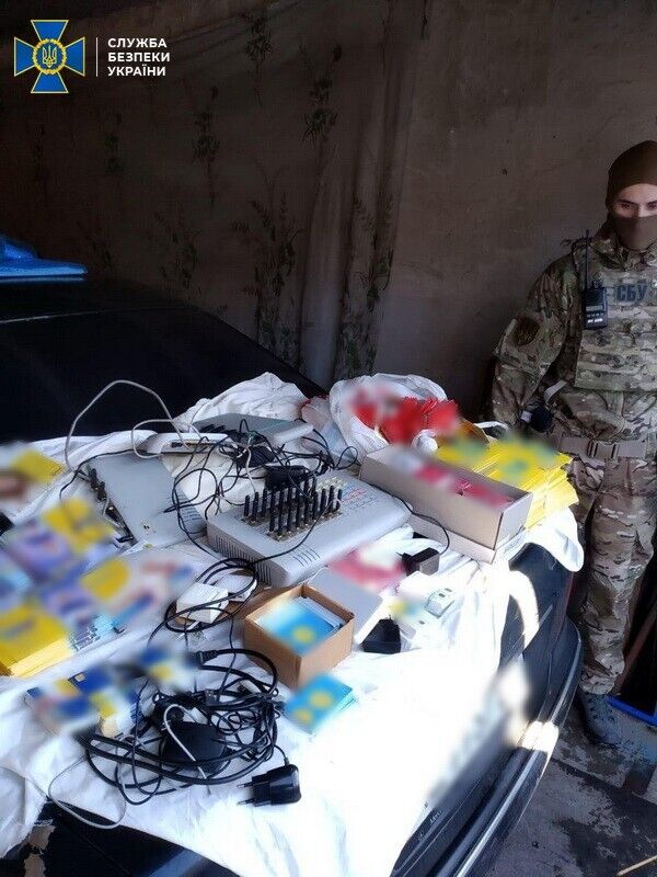 СБУ блокувала діяльність розгалуженої мережі «ботоферм», яку підтримували через російські онлайн-сервіси