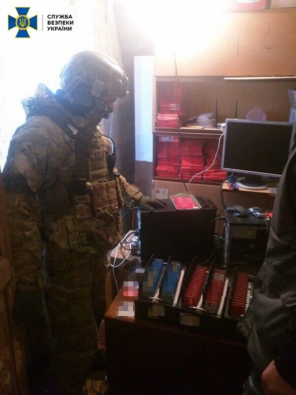 СБУ блокувала діяльність розгалуженої мережі «ботоферм», яку підтримували через російські онлайн-сервіси