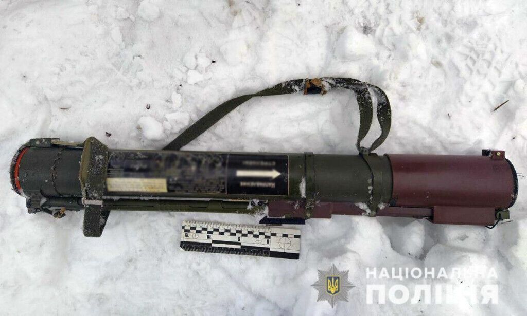 За місяць поліція Донеччини вилучила з нелегального обігу 12 гранат
