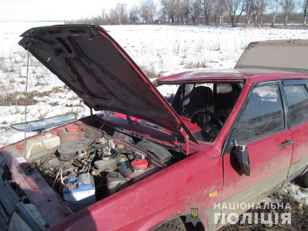 Слов'янські поліцейські розшукали угонщика, який викрав та розбив автомобіль
