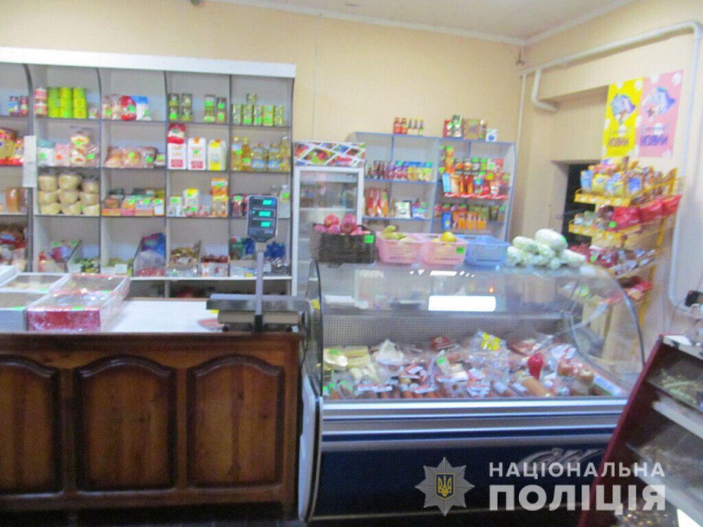 Лиманські оперативники розшукали зломщика магазину за допомогою його одягу