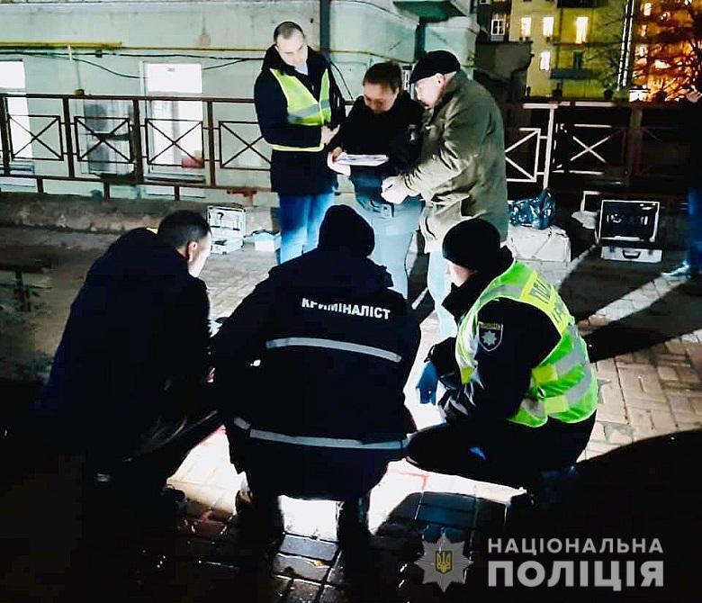 Поліцейські Києва спільно з прикордонниками затримали підозрюваного у вбивстві лікаря у центрі столиці, - Андрій Крищенко