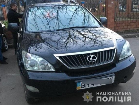 Поліцейські Київщини затримали в Одесі зловмисників, які підозрюються у скоєнні озброєних розбійних нападів &nbsp;