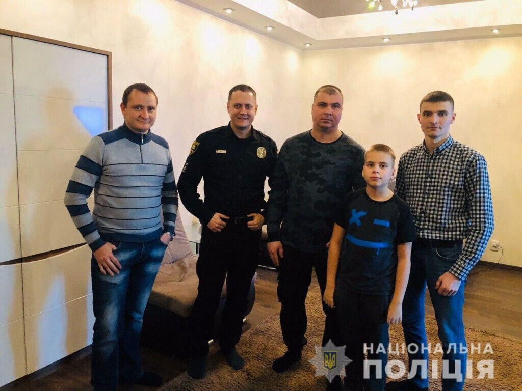 Поліцейські Маріуполя відвідали героя-правоохоронця Олександра Лаврушко