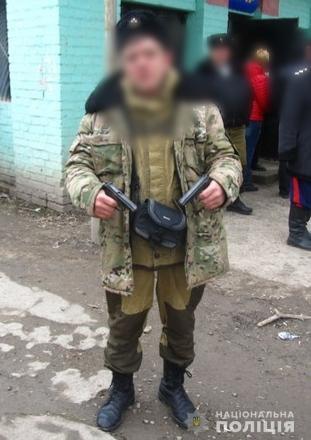 Слідчі поліції Криму повідомили про підозру двом учасникам незаконного збройного формування