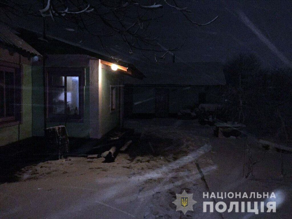 Поліція Добропілля затримала чоловіка, який мало не вбив товариша