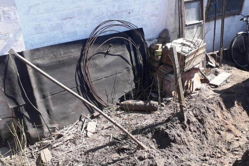 Чернігівська область: піротехніки ДСНС знищили 42 боєприпаси
