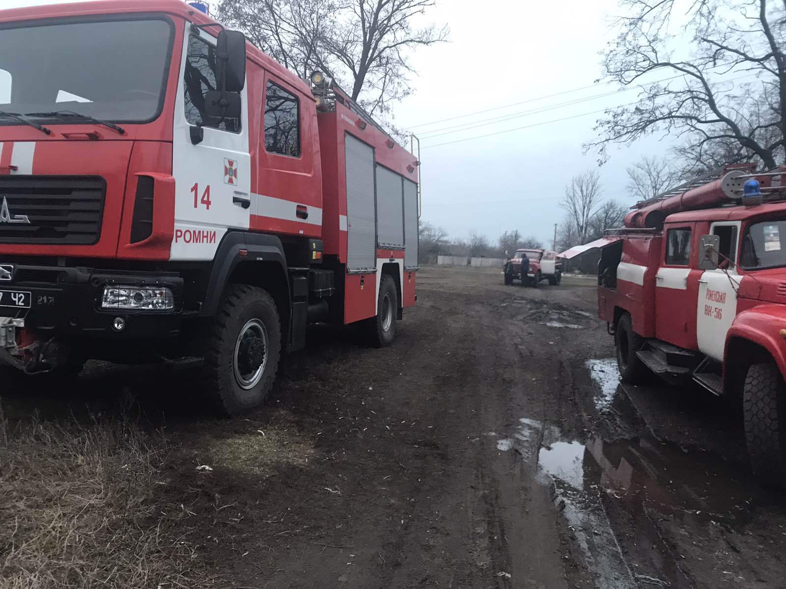 Сумська область: вогнеборці врятували жінку на пожежі