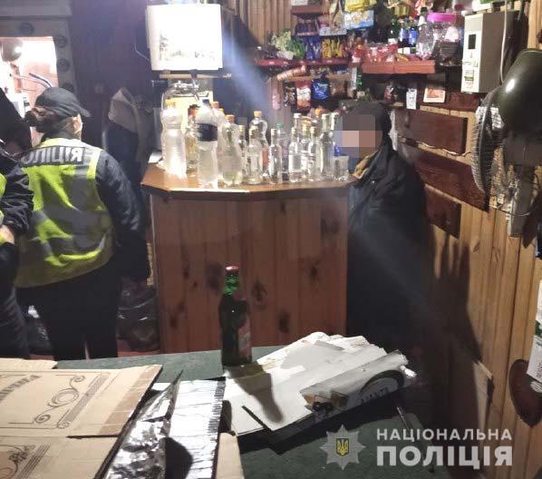 На Рівненщині поліцейські вилучили понад 250 літрів спирту, 1210 пляшок алкоголю та цигарки
