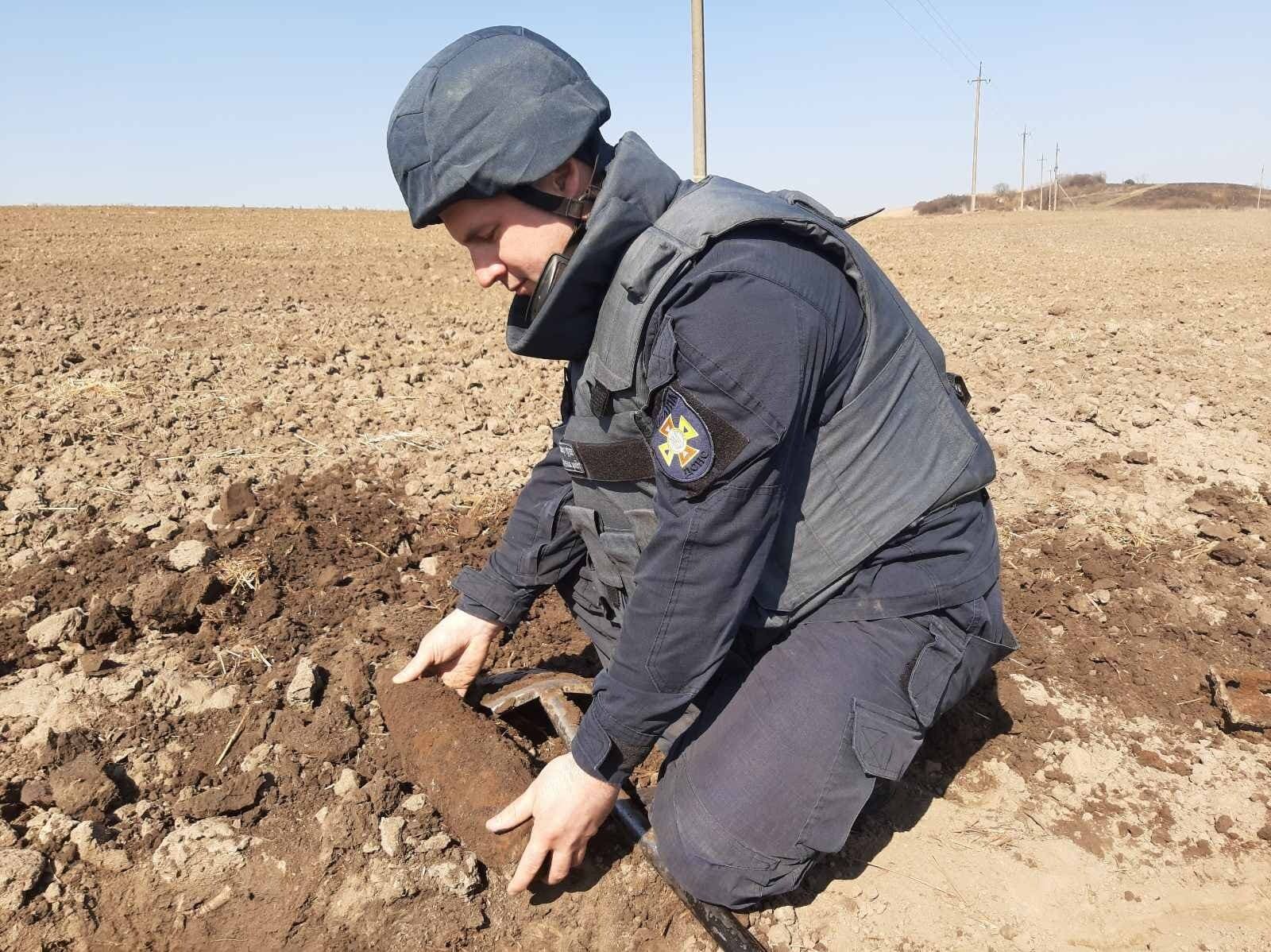 Івано-Франківська область: рятувальники знищили 68 вибухонебезпечних предметів часів минулих воєн
