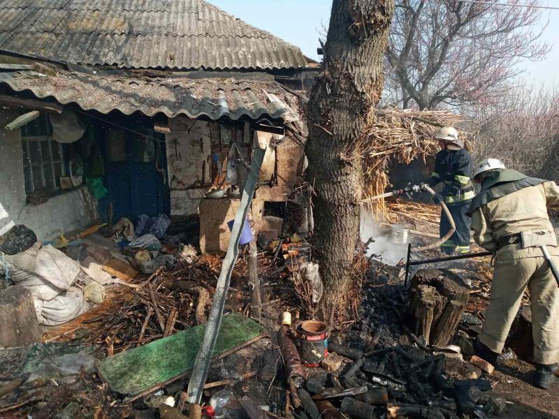 Кіровоградська область: бійці ДСНС ліквідували 3 займання у житловому секторі