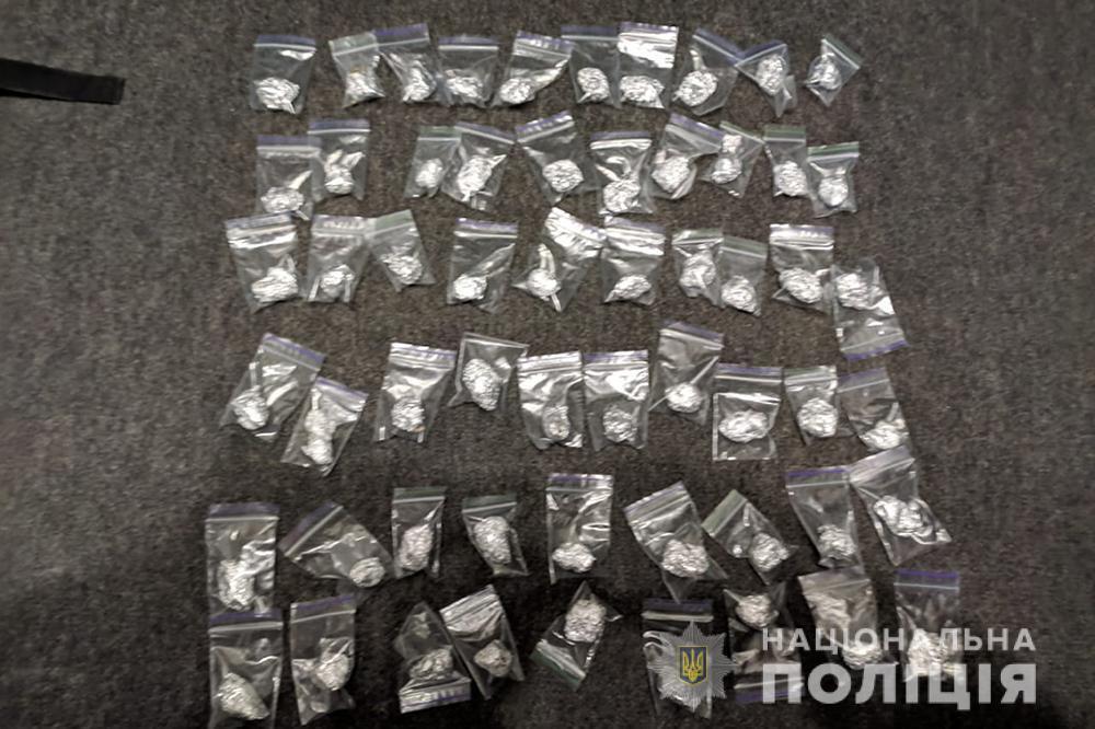 В Черкасах правоохоронці затримали осіб, які виготовляли та збували вогнепальну зброю