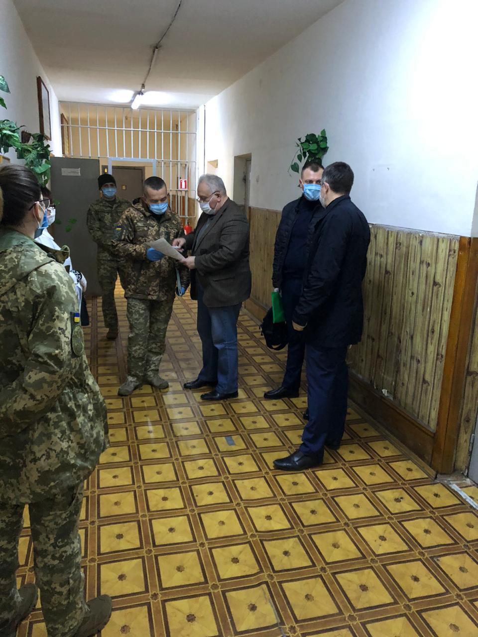 Прокуратура перевірила дотримання протиепідемічних заходів у місцях виконання кримінальних покарань стосовно військовослужбовців