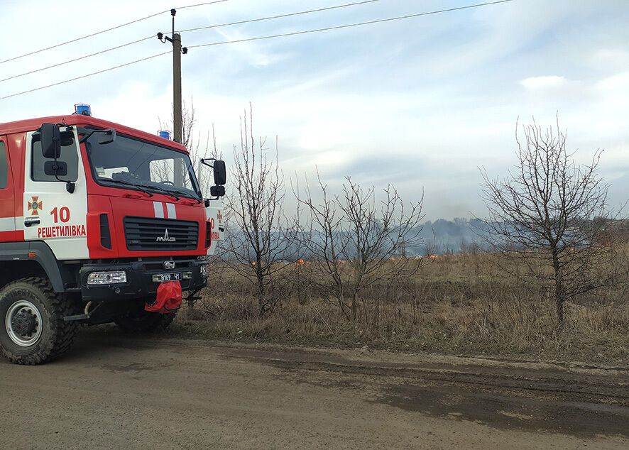 Полтавська область: за минулу добу рятувальники ліквідували 15 пожеж на відкритій території