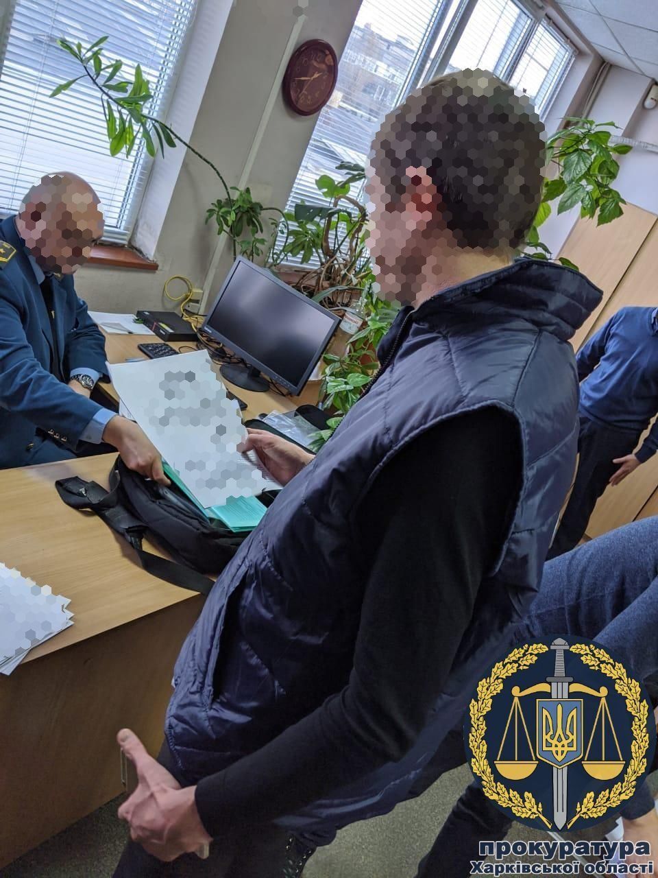 Митник, дії якого завдали державі збитків на суму 540 тис. грн, постане перед судом (ФОТО)