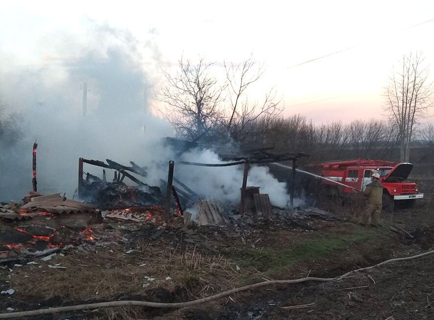 Полтавська область: вогнеборці загасили пожежу в приватному домоволодінні