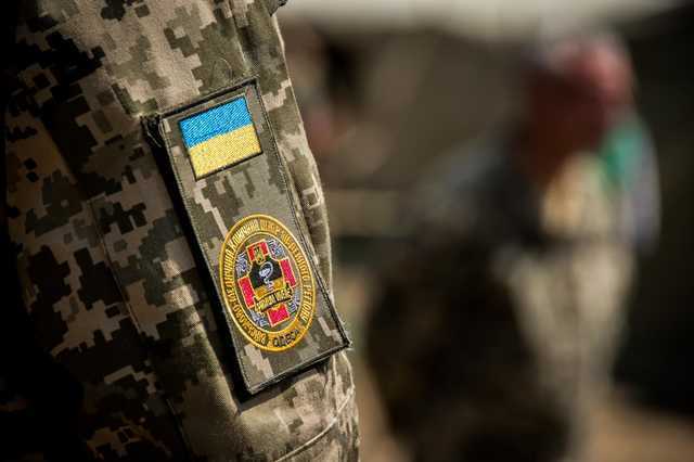 Раде предлагают утвердить наказание за оскорбление военных ВСУ