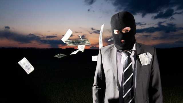 Полиция открыла дело против Романа Депутата, который вместе с титушками рейдерит киевские стройки