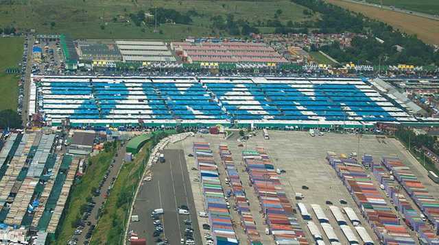 Найбільший в Україні ринок, де працює близько 60 тисяч осіб, закривається на карантин