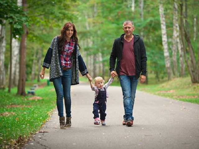 Доктор Комаровский рассказал, можно ли детям гулять во время карантина