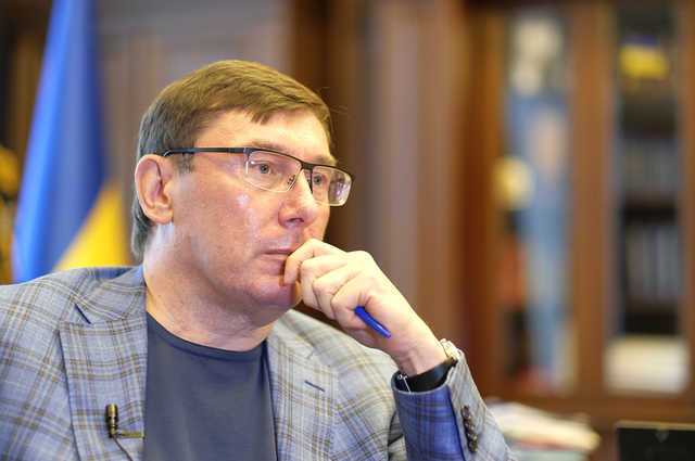 Бывший генпрокурор искусственно затягивал расследование угольных схем Кропачева