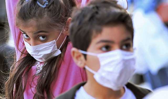 Угроза коронавируса: доктор сказала, можно ли детям играть на улице