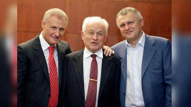 Печерский суд обязал ''ПриватБанк'' вернуть Суркисам 200 млн долларов