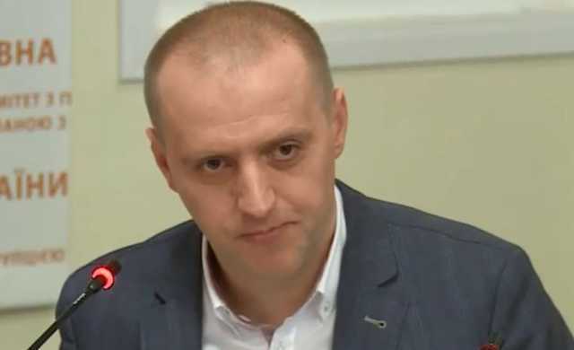 “Вимагаємо повернути кураторство департаментом у “справах Майдану” Віктору Трепаку”, – сім’ї Небесної Сотні