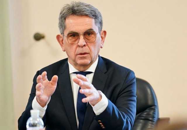 Емец не писал заявления об отставке, – пресс-секретарь министра