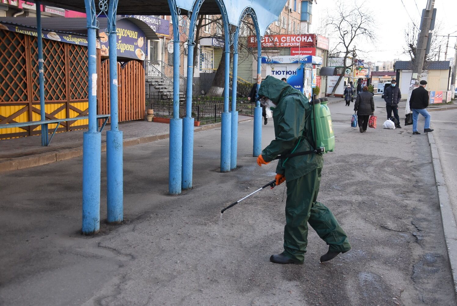 На Кіровоградщині рятувальники надають допомогу по здійсненню дезінфекційних заходів