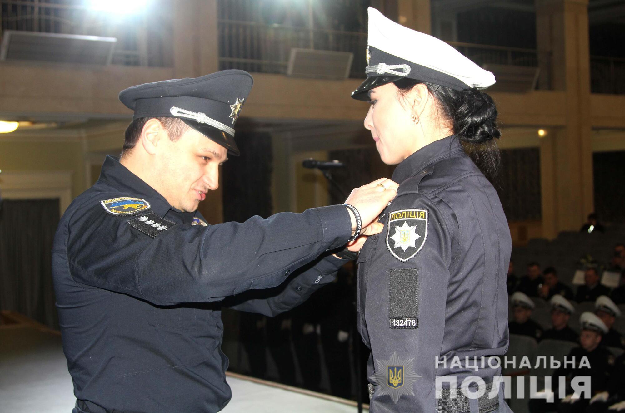 Перші випускники Рівненської академії патрульної поліції склали присягу на вірність українському народу
