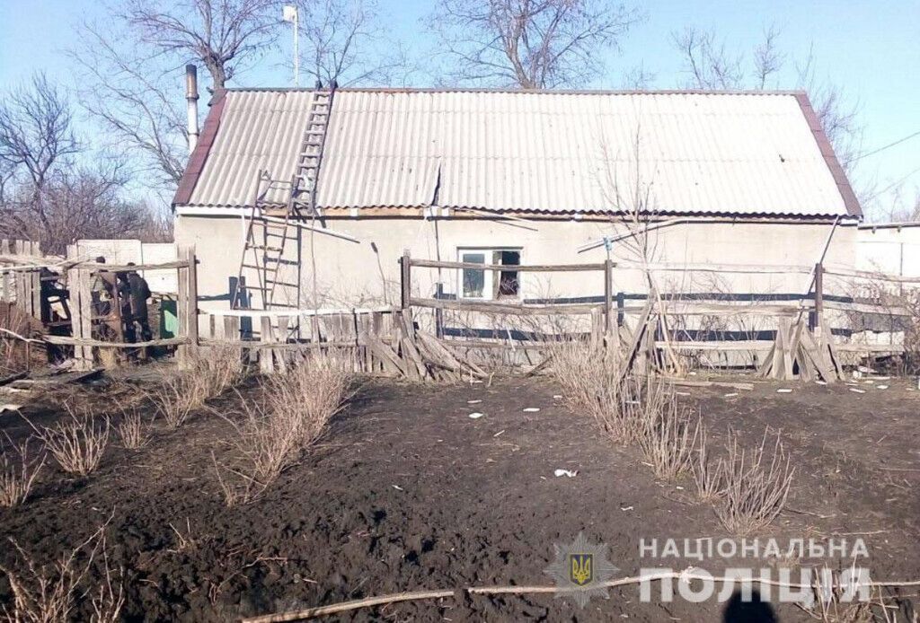 Поліцейські Мар’їнки розслідують факт травмування жінки під час мінометного обстрілу