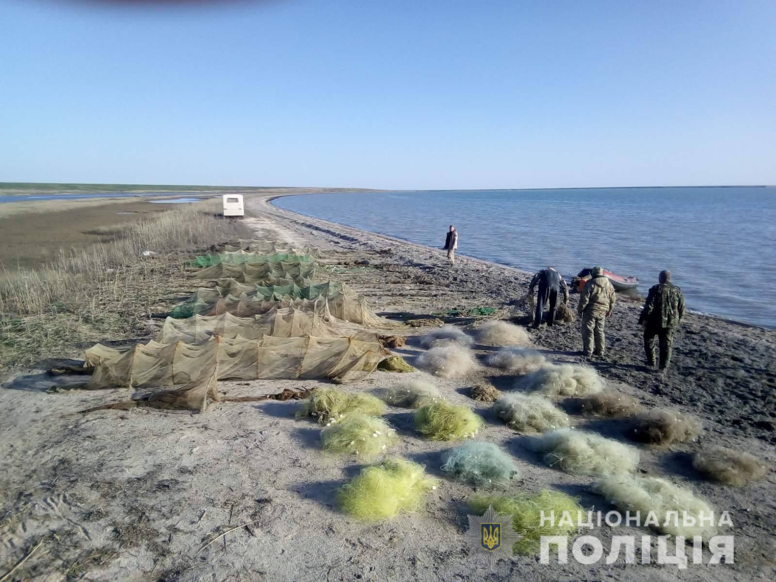 Водні поліцейські Херсонщини попередили завдання природньому середовищу збитків на понад півмільйона гривень