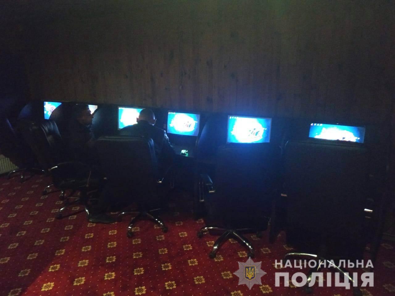 Співробітники Таїровського відділення поліції припинили діяльність нелегального грального клубу