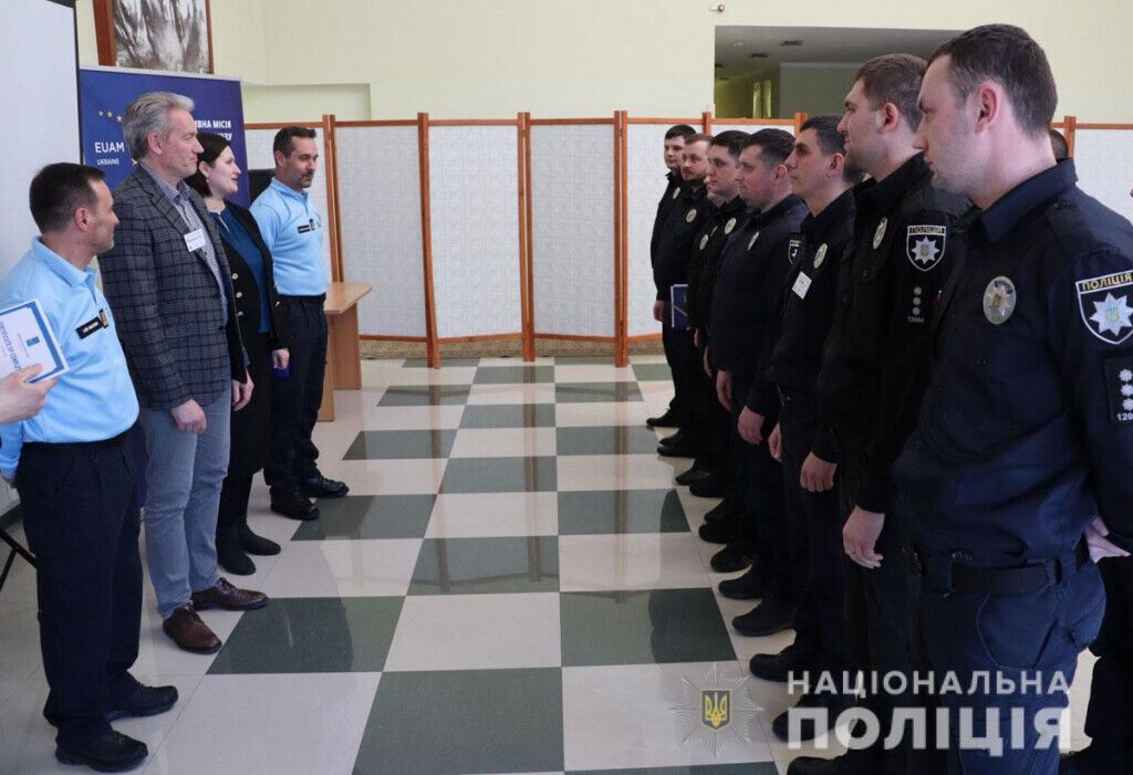 Поліцейські Маріуполя стали учасниками тренінгу Консультативної місії Європейського союзу з лідерства та управління