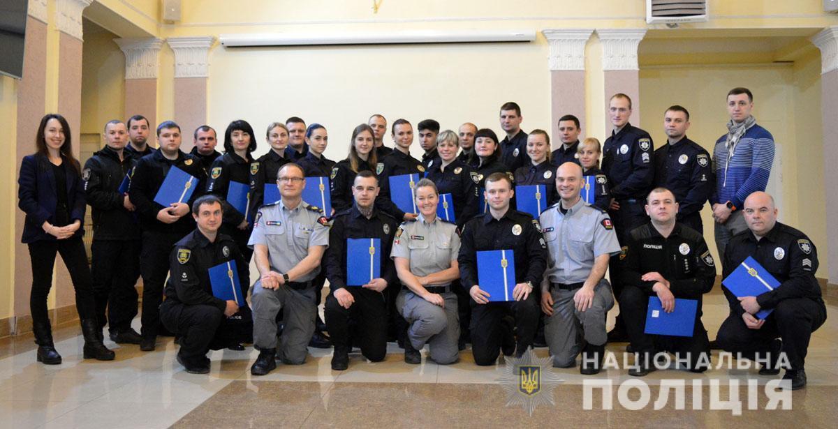 Поліцейські Донеччини перейняли досвід роботи колег з Канади у протидії злочинам, пов'язаним з домашнім насильством
