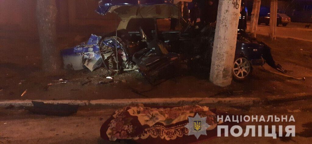 Увага! Поліцейські встановлюють свідків смертельного ДТП у Маріуполі