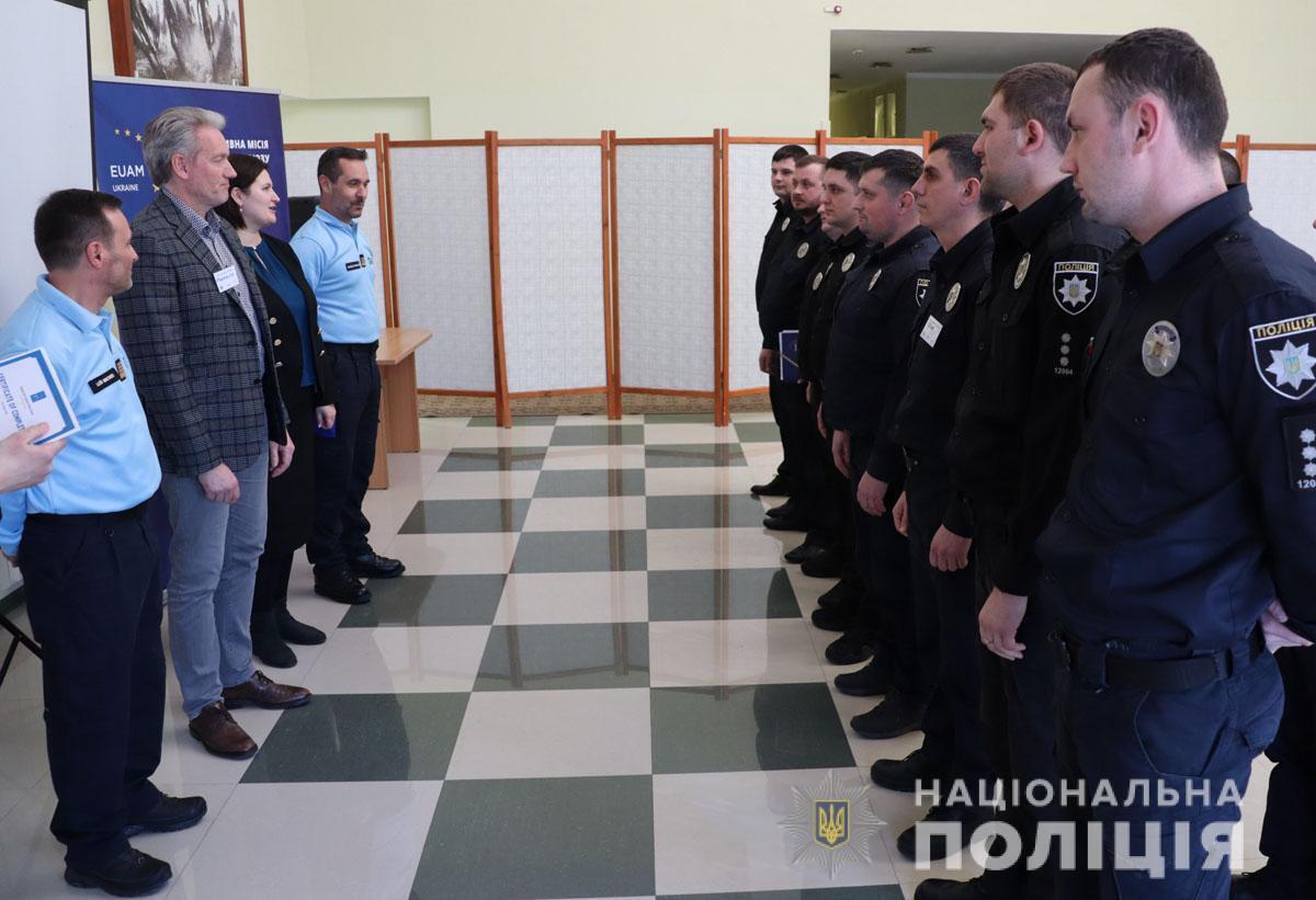 Поліцейські Маріуполя стали учасниками тренінгу Консультативної місії ЄС із лідерства та управління
