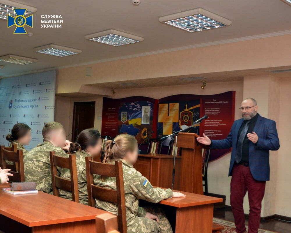 Радники КМЄС з Польщі та Данії провели майстер-класи для курсантів Академії СБУ