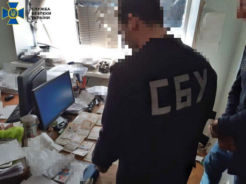СБУ викрила на хабарі державного виконавця структурного підрозділу Північно-Східного міжрегіонального управління Мінюсту