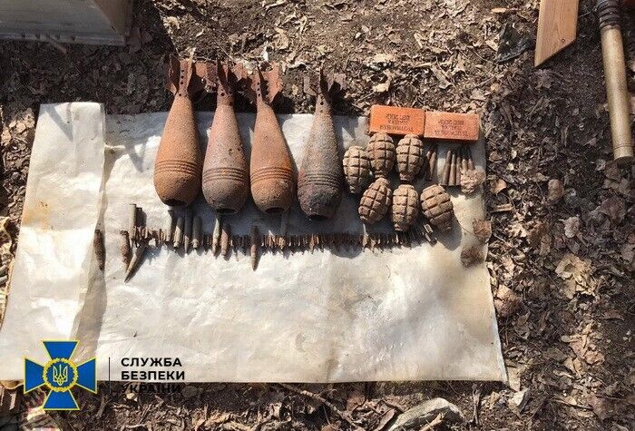 На Луганщині СБУ виявила два схрони з протитанковими та мінометними мінами