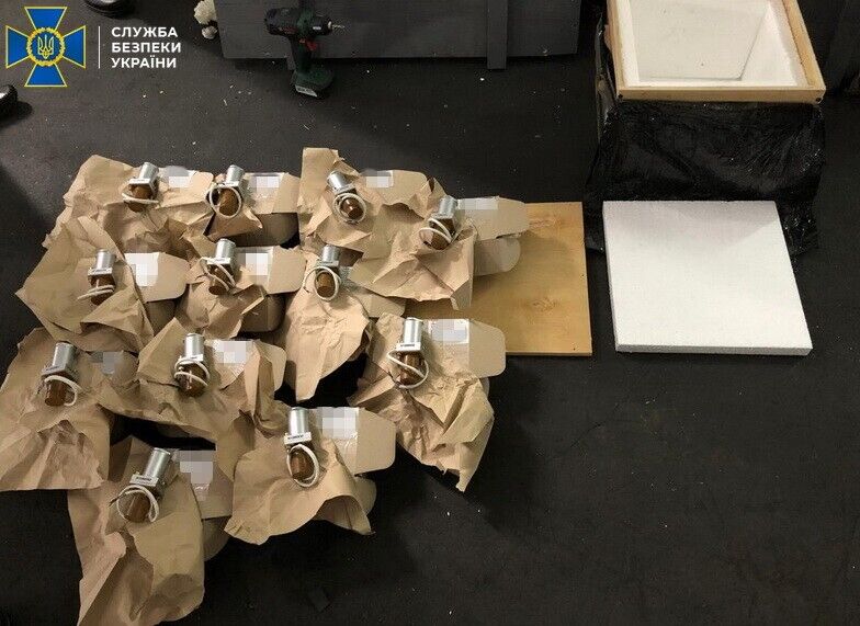 СБУ блокувала нелегальне вивезення за кордон комплектуючих до бронетехніки та військової авіації на $1 мільйон