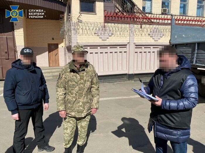 СБУ блокувала постачання наркотиків засудженим виправної колонії на Харківщині