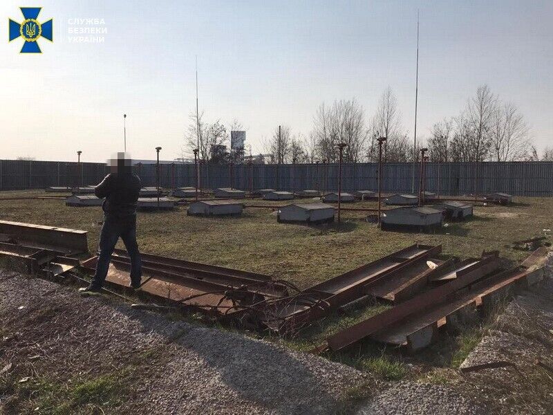 На Полтавщині СБУ припинила незаконну діяльність  двох міні-заводів з виготовлення нелегального низькоякісного пального